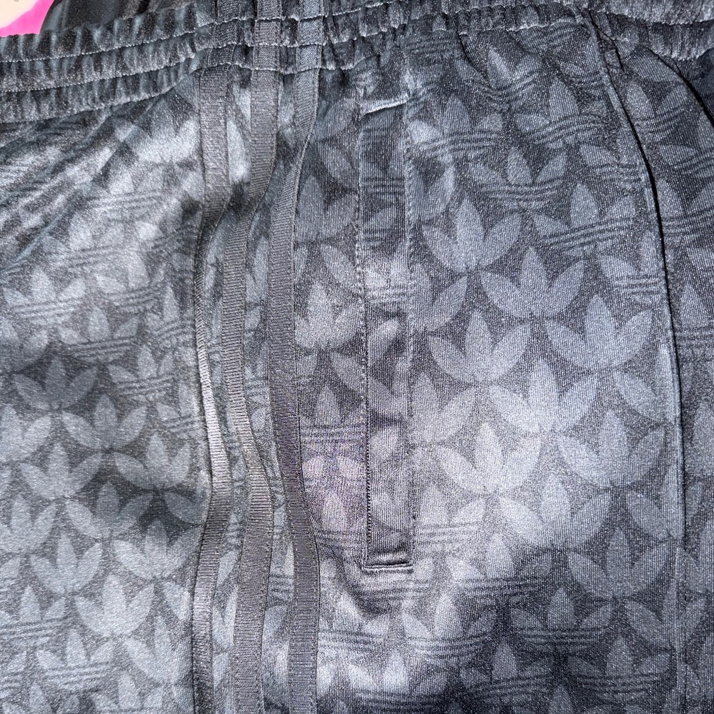 Adidas monogram skirt - Picture 2 of 3